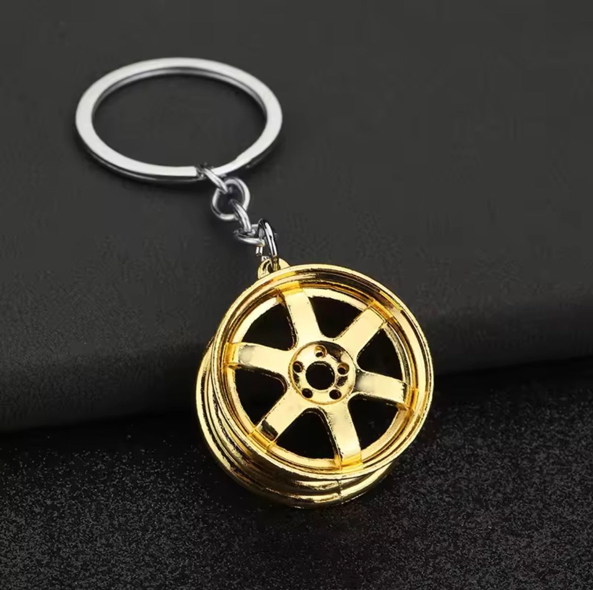 Rim keychain